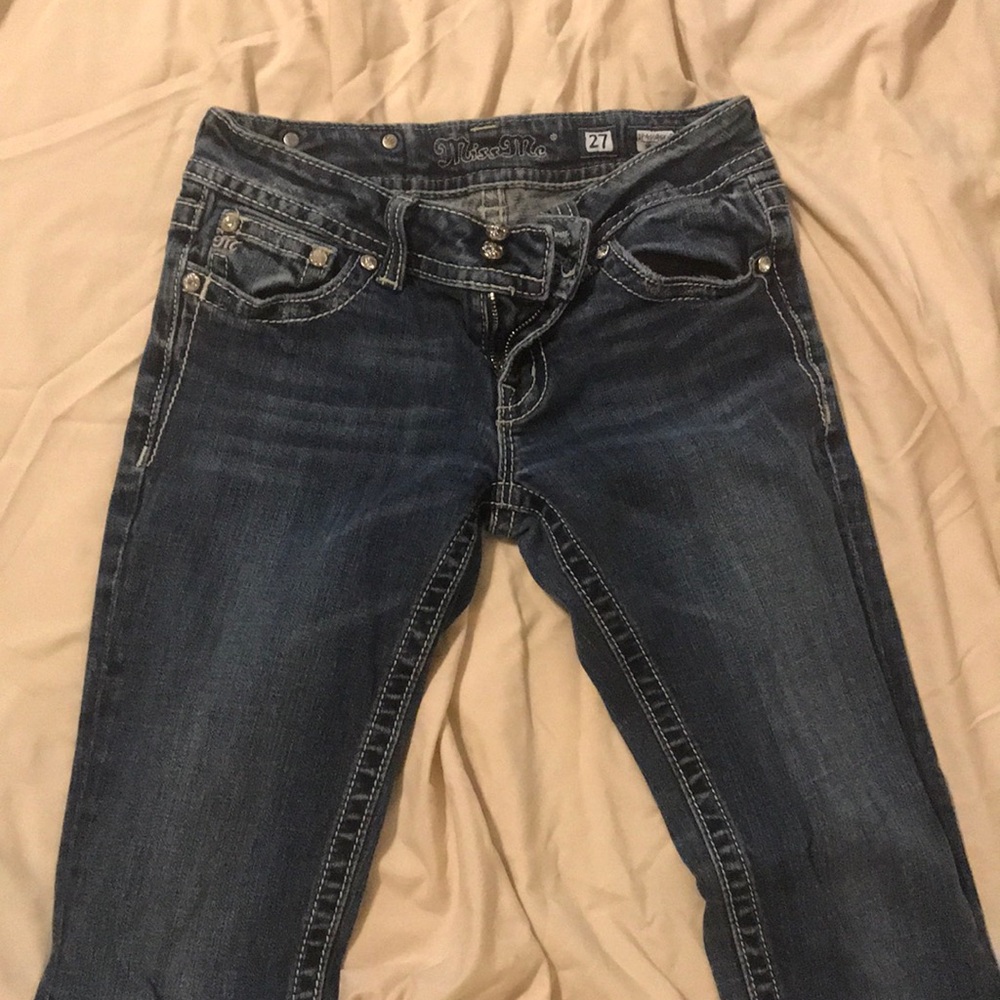 Like new size 27 Miss Me skinny jeans